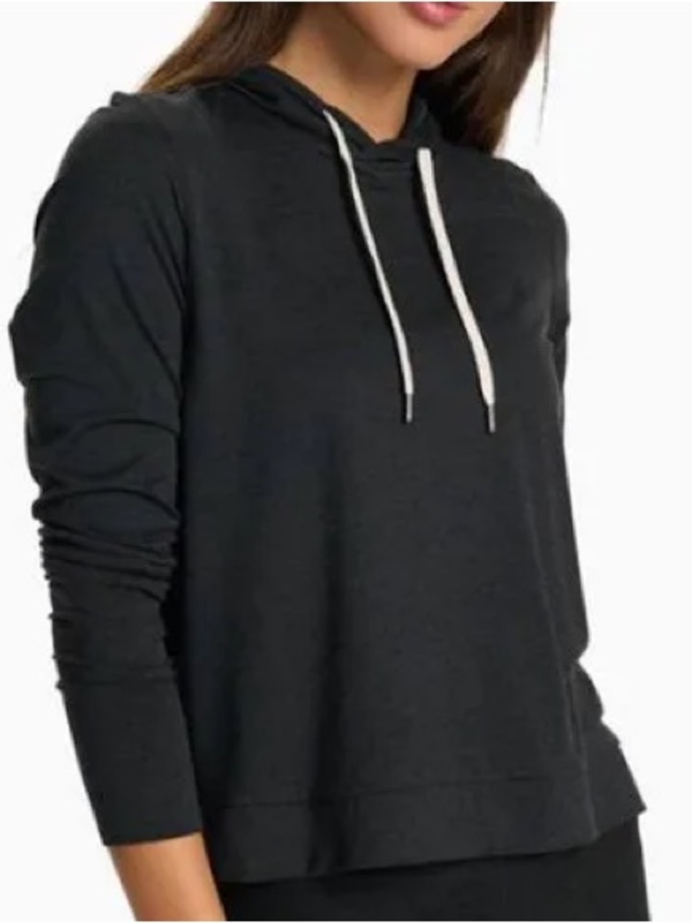 Vuori Womens Halo Essential Hoodie $96 Retail Like New !!